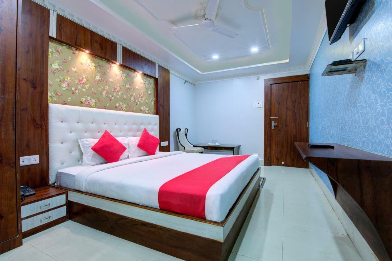 Oyo 14579 The Hangout Jamshedpur Extérieur photo