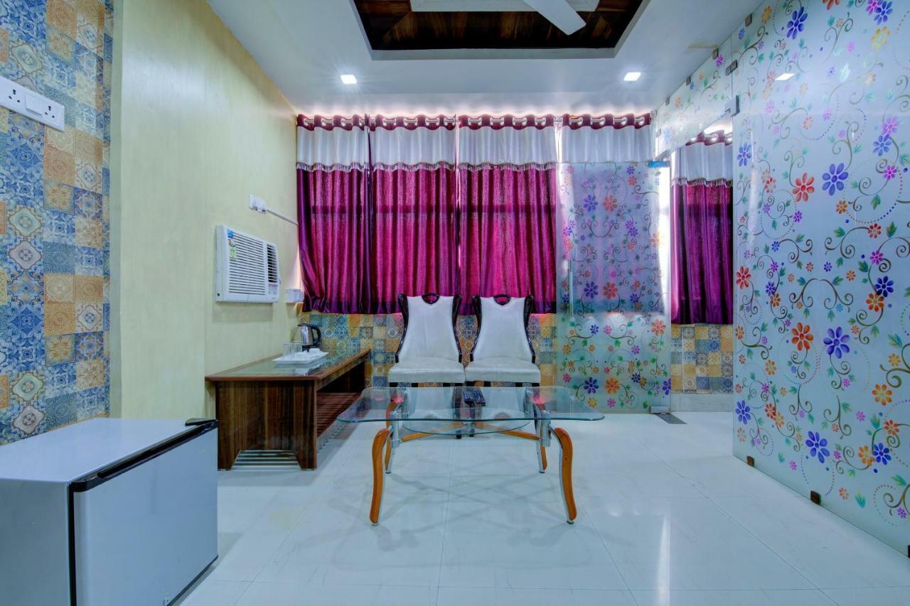 Oyo 14579 The Hangout Jamshedpur Extérieur photo
